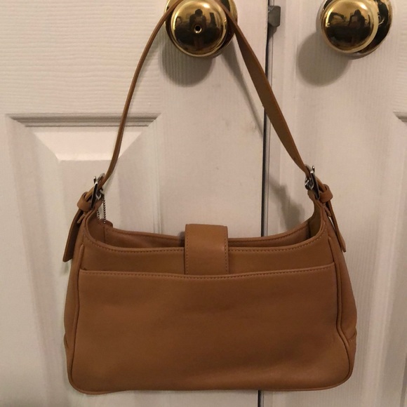 Leather Coach small handbag - Picture 2 of 5